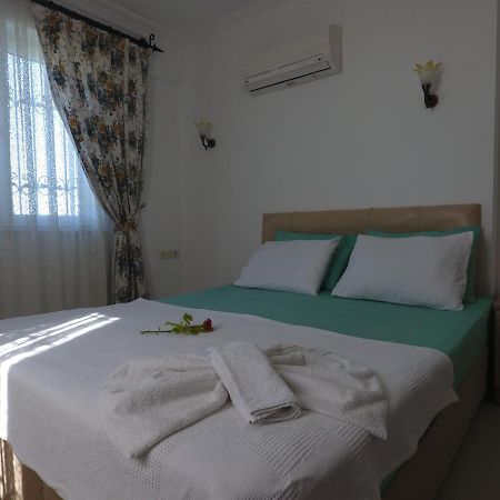 Lale Apartments Fethiye Esterno foto