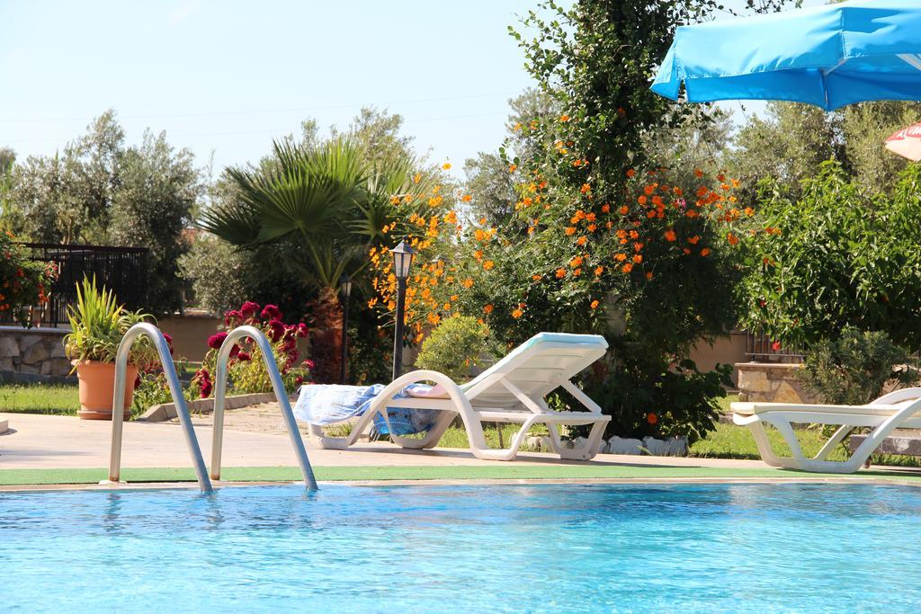 Lale Apartments Fethiye Esterno foto