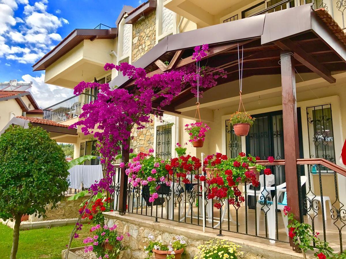 Lale Apartments Fethiye Esterno foto