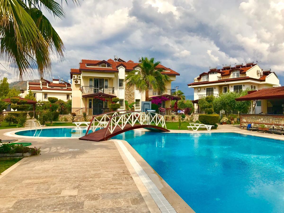 Lale Apartments Fethiye Esterno foto