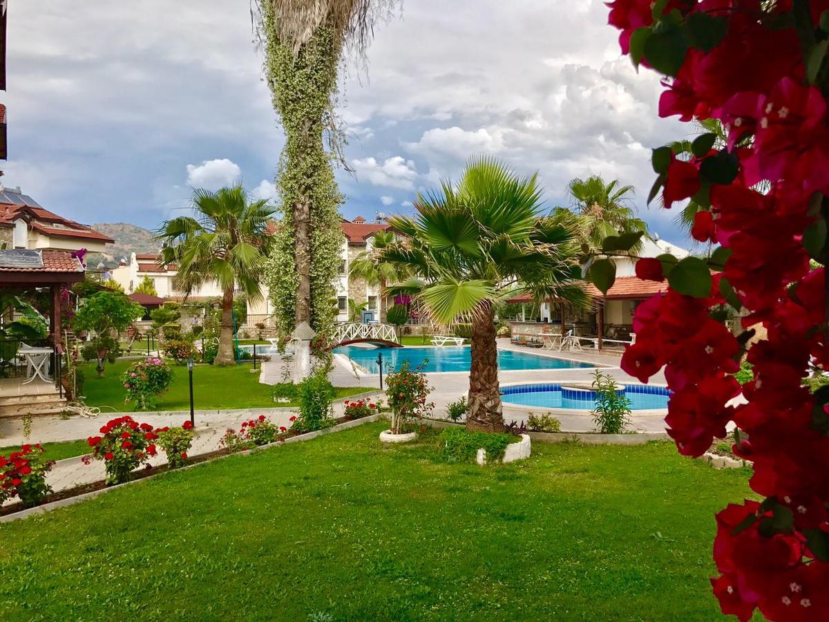 Lale Apartments Fethiye Esterno foto