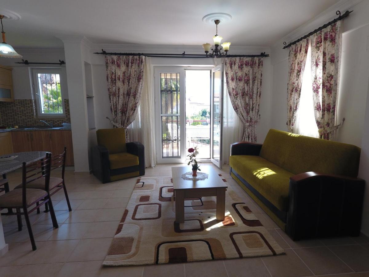 Lale Apartments Fethiye Esterno foto