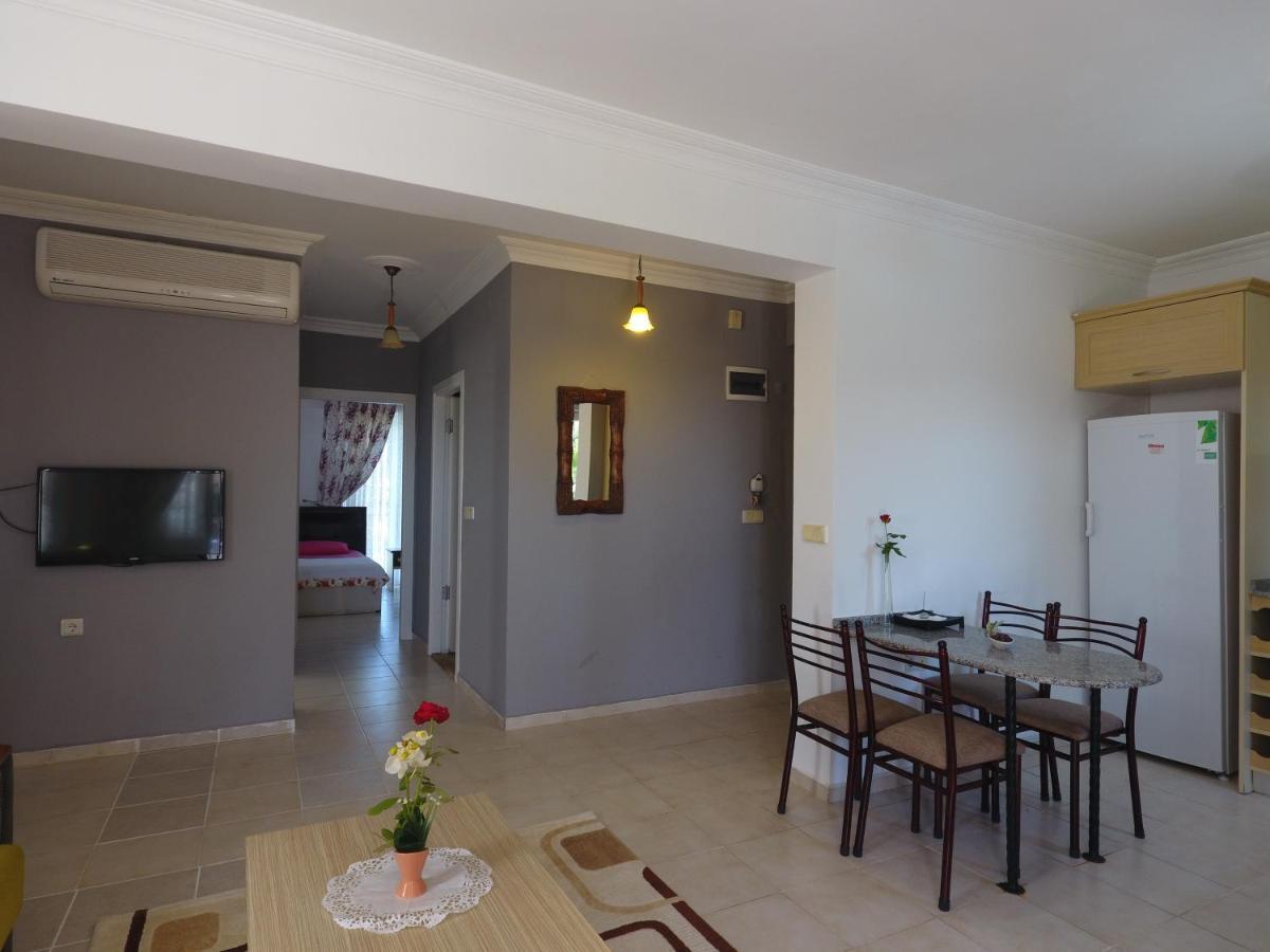 Lale Apartments Fethiye Esterno foto