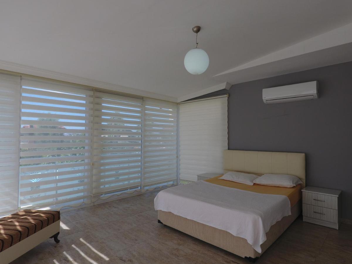 Lale Apartments Fethiye Esterno foto