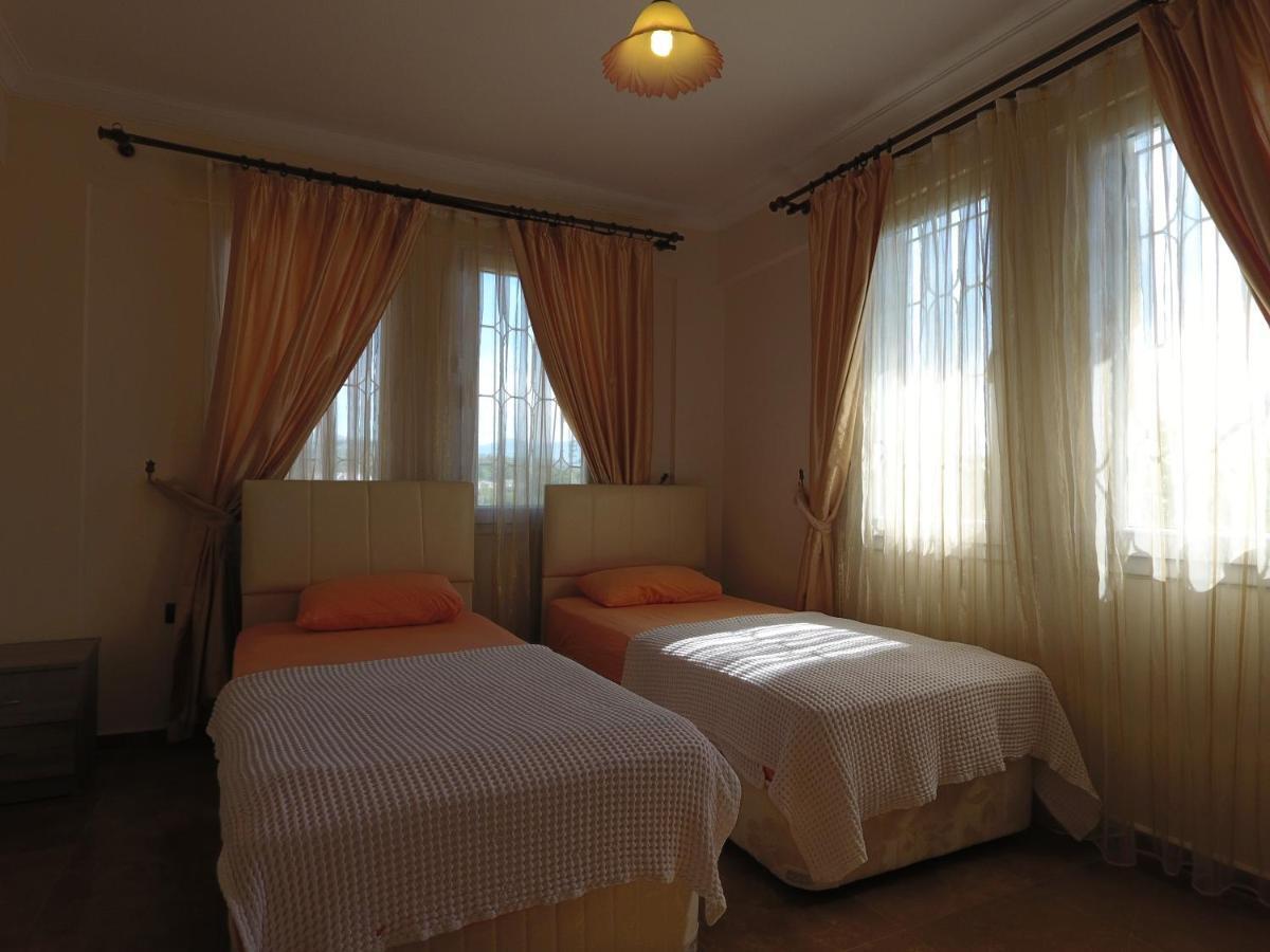 Lale Apartments Fethiye Esterno foto