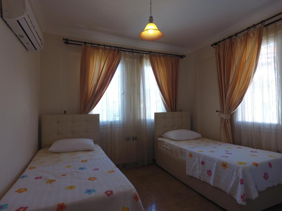Lale Apartments Fethiye Esterno foto